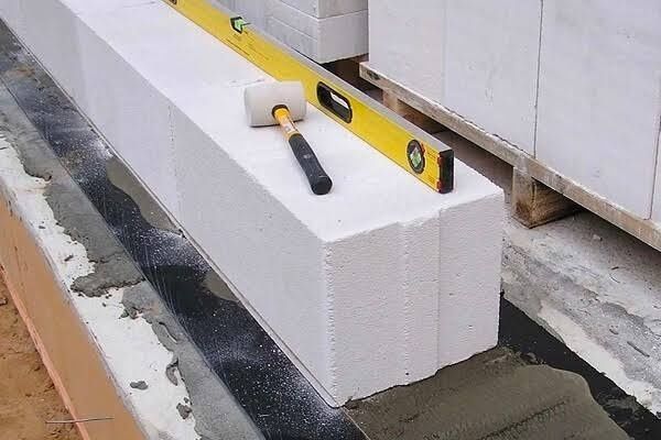 Каменщик Кладка газоблока и кирпич