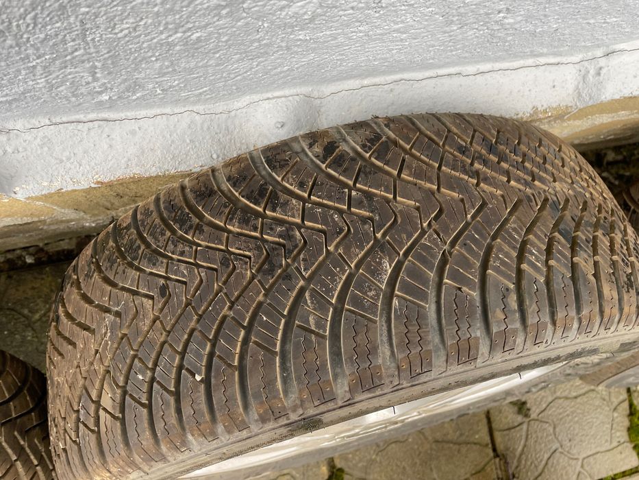 Гуми Laufenn 205/55R16