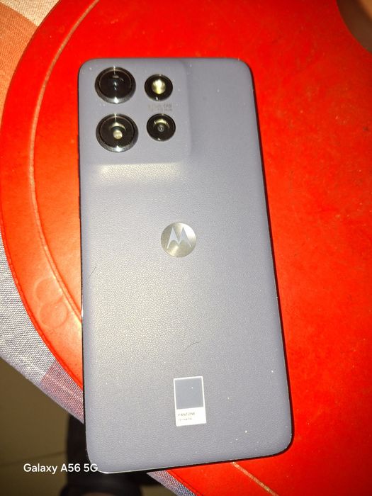 Моторола едж 50 нео.