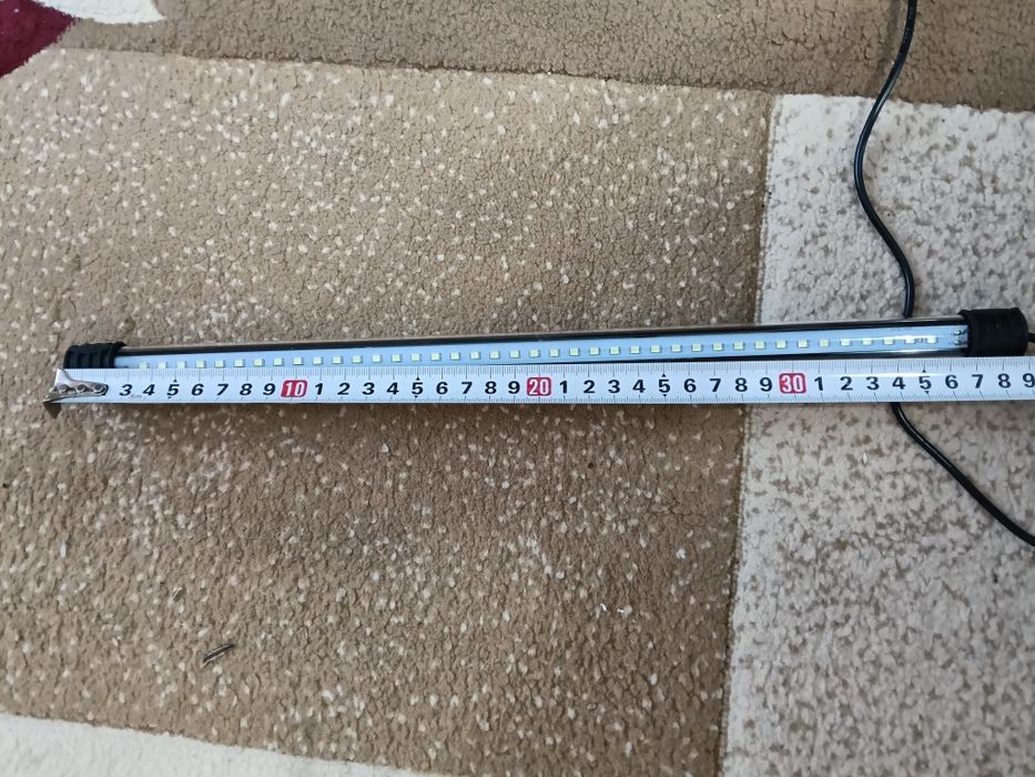 Lampa led pentru acvariu