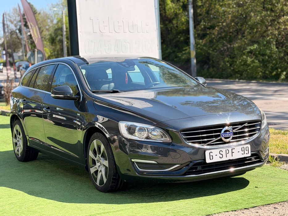 Volvo V60 Volvo V60 plug in hibrid 4x4