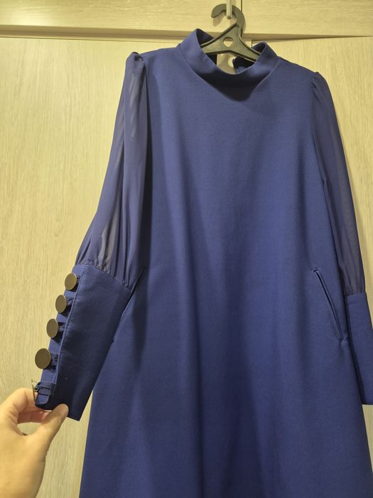 Продам платье женское