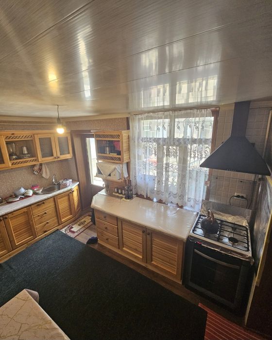 Дурмон Қ.Ф.Й Янги Арғин маҳалласида уй сотилади.