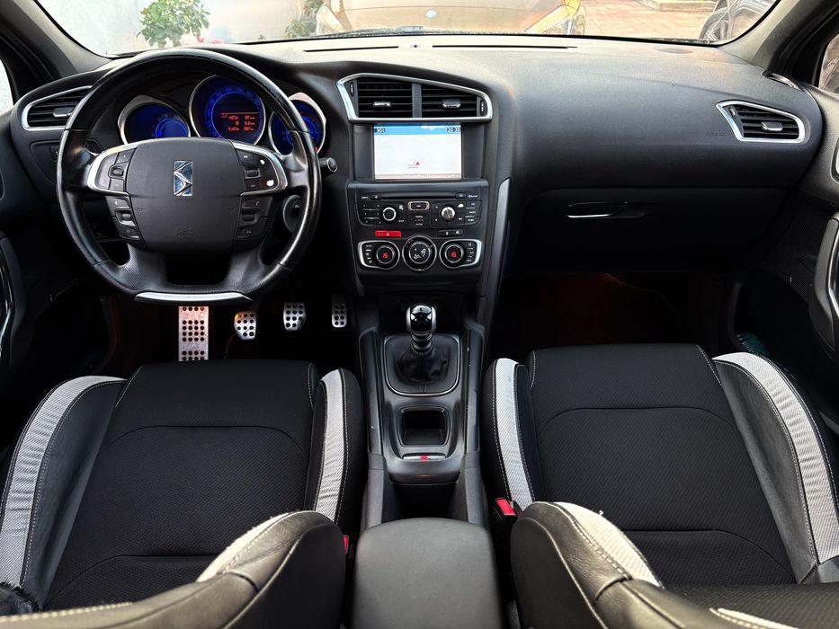 Citroen DS4 / 2012 / 1.6 diesel / cutie manuala / accept variante cu masini mai ieftine