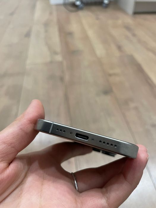 iPhone 16 Pro, Natural Titanium, 256GB