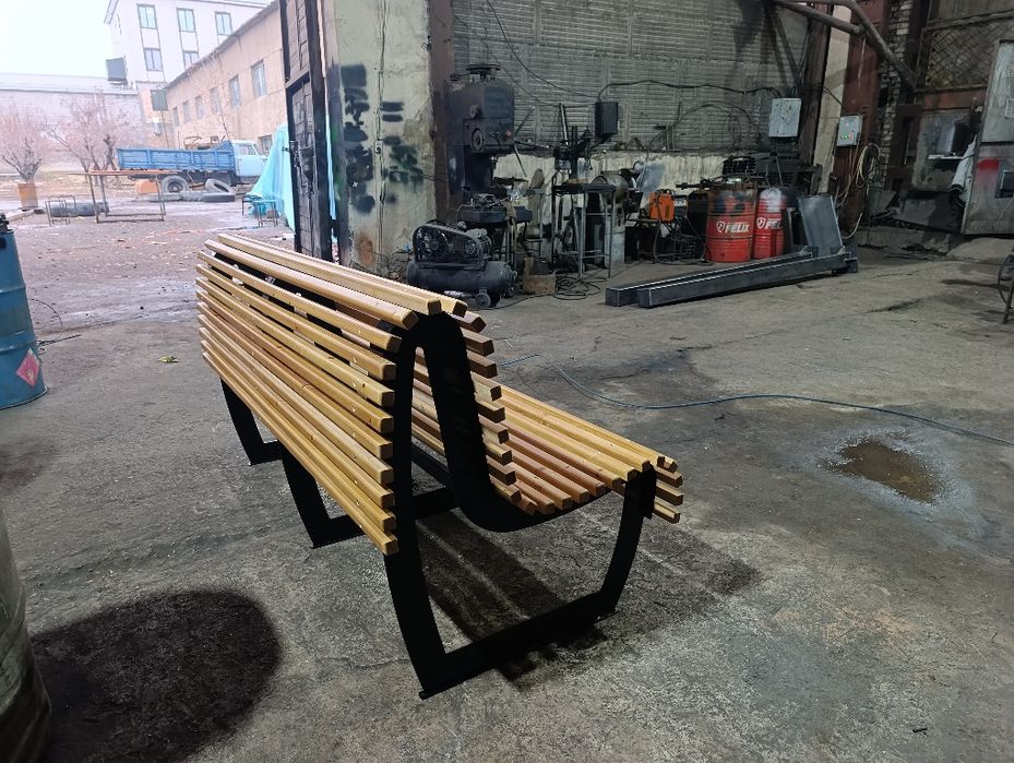 Скамейка уличная