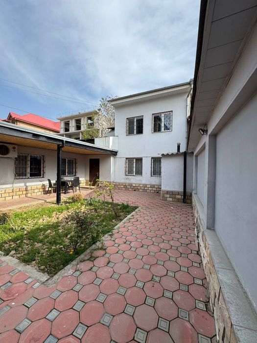 Дом на Катта Миработ продается