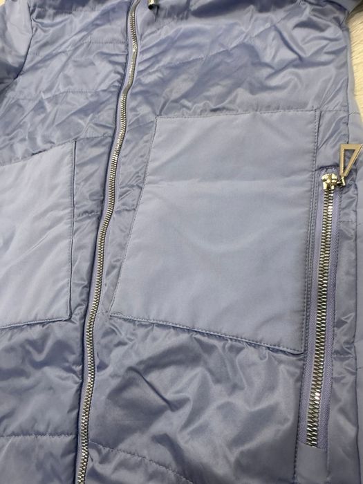 Продам куртку осеннюю