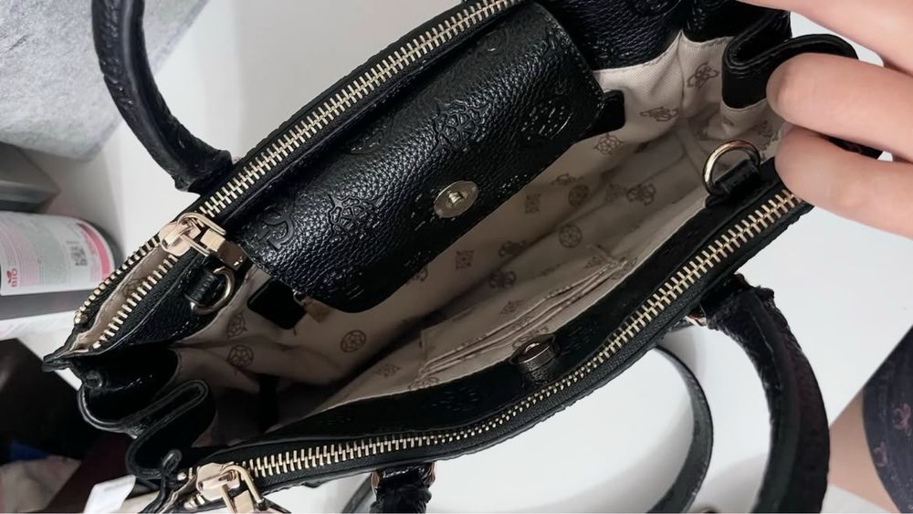 Сумка Guess Cresidia Status Satchel