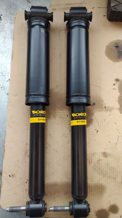 Задни амортисьори