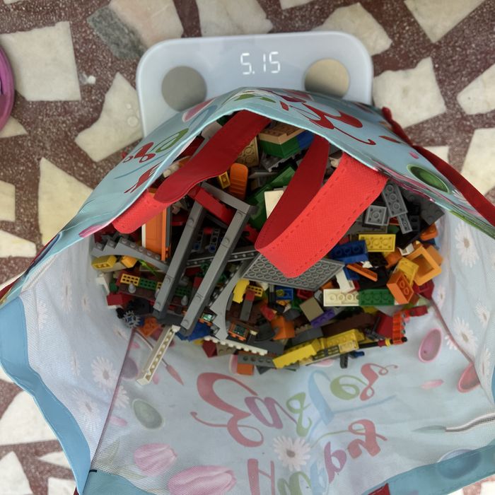 Lot LEGO Vrac 15 KG - Piese Originale (Star Wars, City Cargo, Technic, Plăci Drum) + Pungi Sigilate