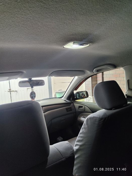 Продам машину Mitsubishi Lancer