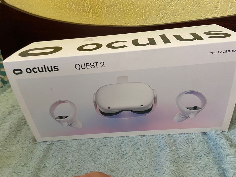 Oculus quest 2 vr 128 gb (старо име) + линк кабел