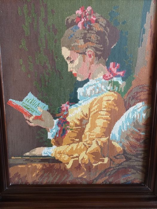 Гоблен-жена с книга 60-75см