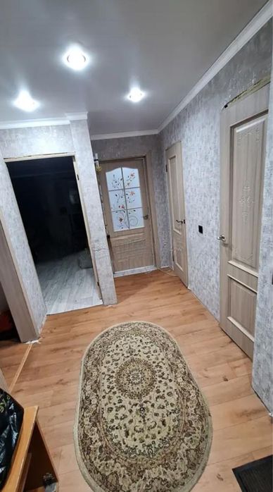 Продается 2-комнатная квартира в центре