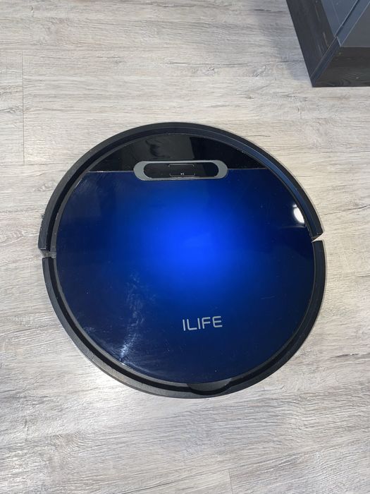 Робот прахосмукачка