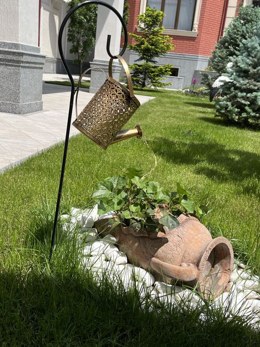 Декоративная Лейка для сада на солнечных батареях