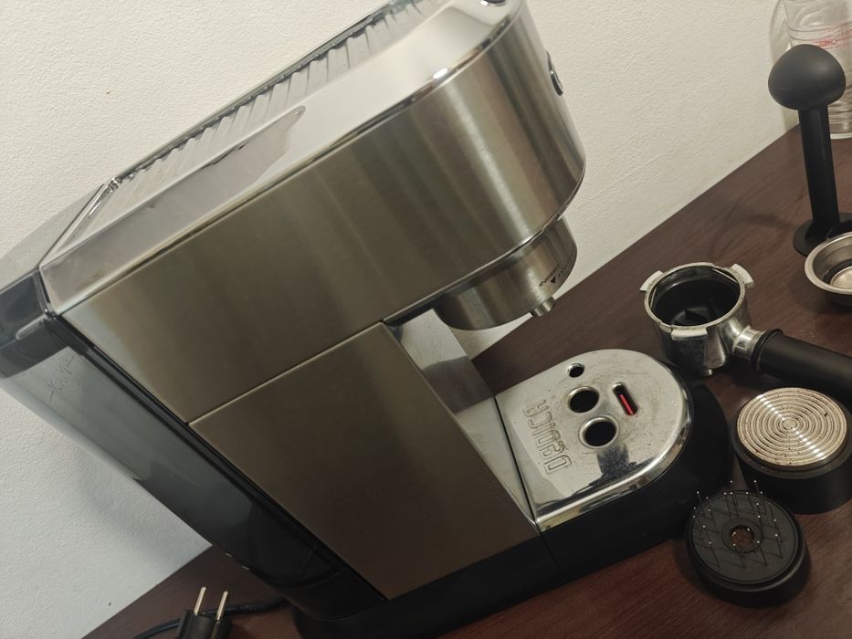 Delonghi Dedica EC685.M