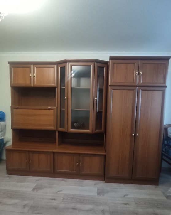 Продам стенку современную за 25 000 тг.