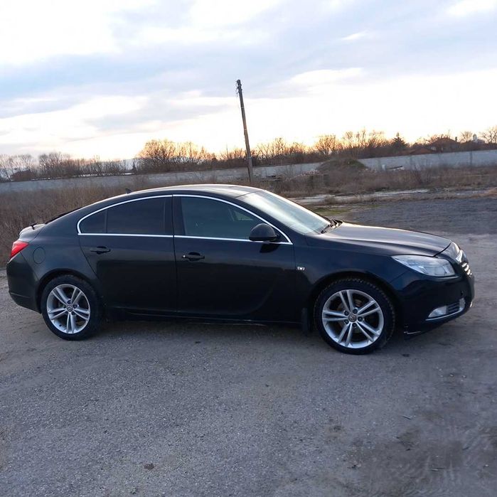 Опел Инсигния A 2,0 дизел графит/Opel Insignia A, A20DTH graphitе 2011