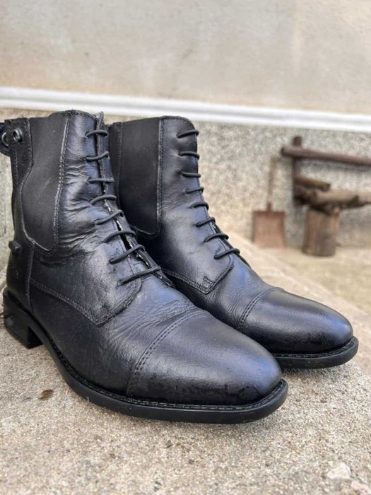 Боти за конна езда