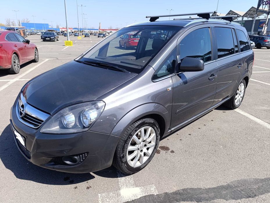 Vând Opel Zafira B 7 locuri, motor 1.7 TDI, EURO 5