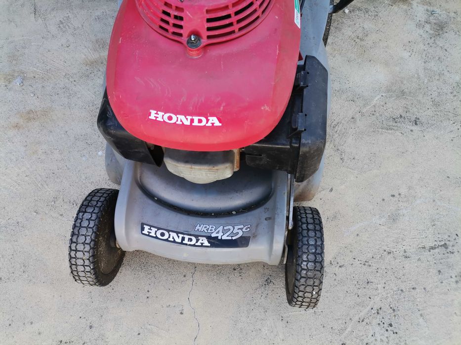 Honda косачка четиритактова