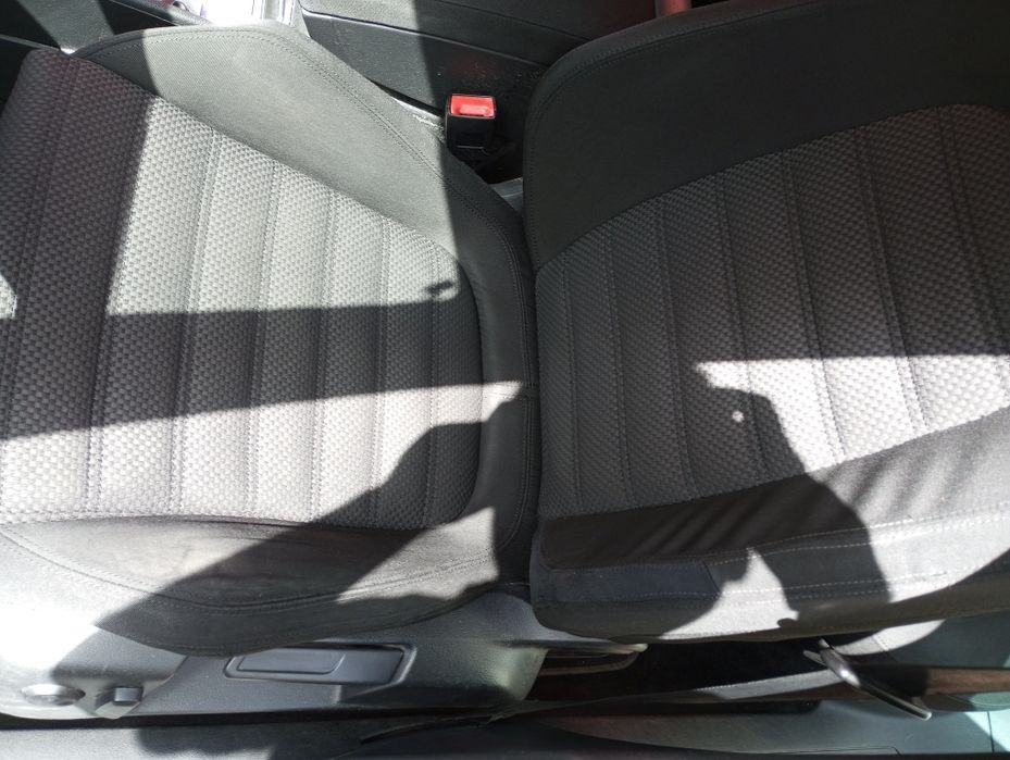 Пране и/или изтупване на автосалон