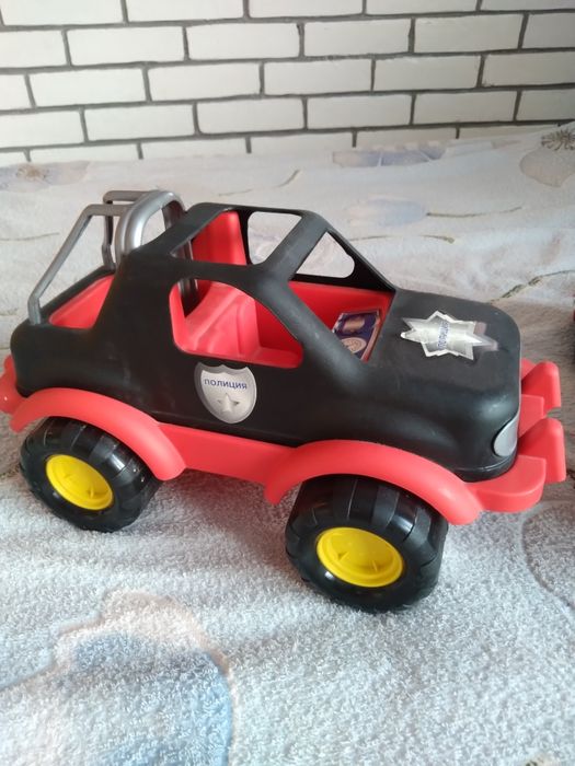 Машинки большие 40 см