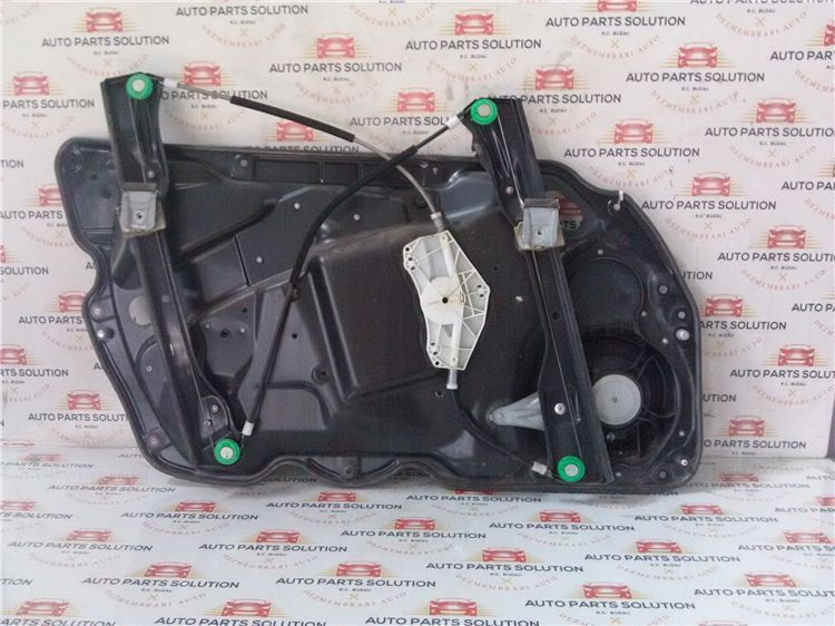 macara geam usa dreapta fata vw passat b 6