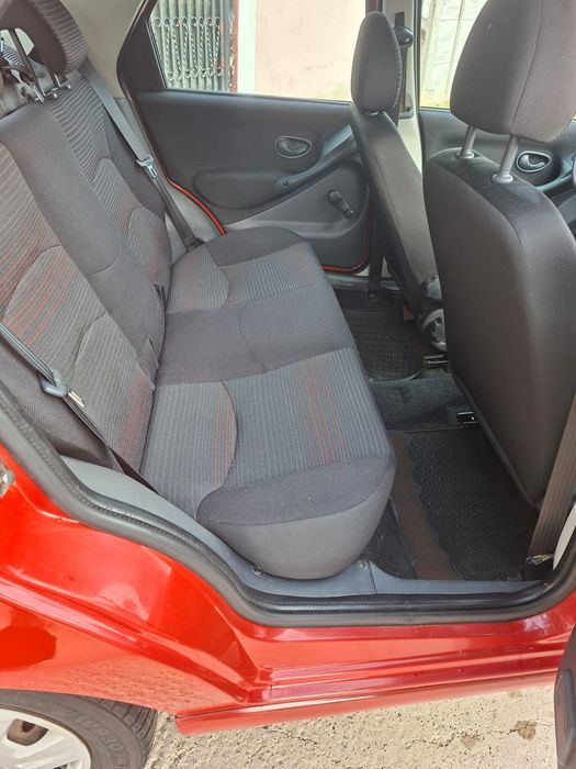 Vând Fiat Albea an 2009
