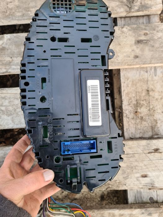 Ceasuri bord,mp3,pompa abs,panou clima Audi A3 8p,BKD