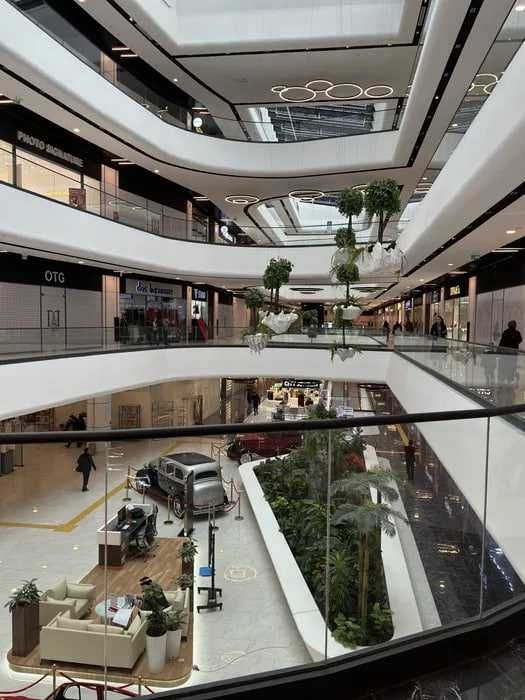 Сдаётся помещение под кафе/фастфуд/кофейню — Ташкент Сити