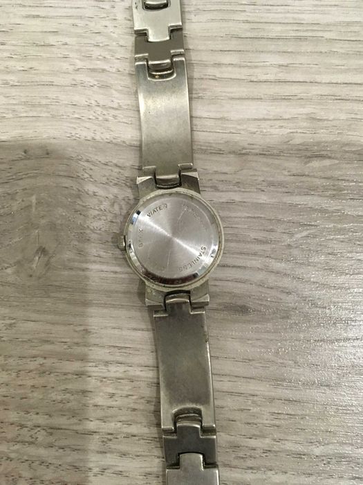 Дамски часовник GUCCI