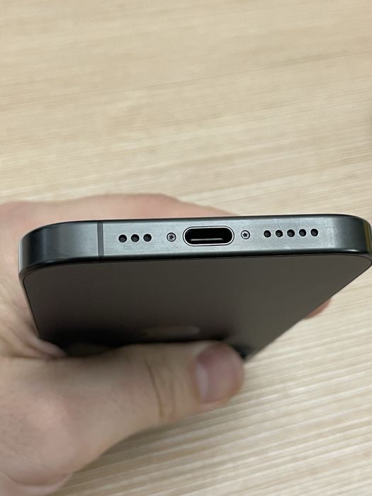 Iphone 15 Pro Black impecabil