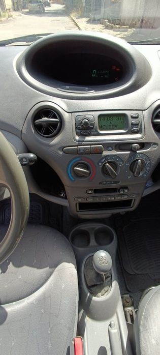 Лек автомобил Toyota Yaris