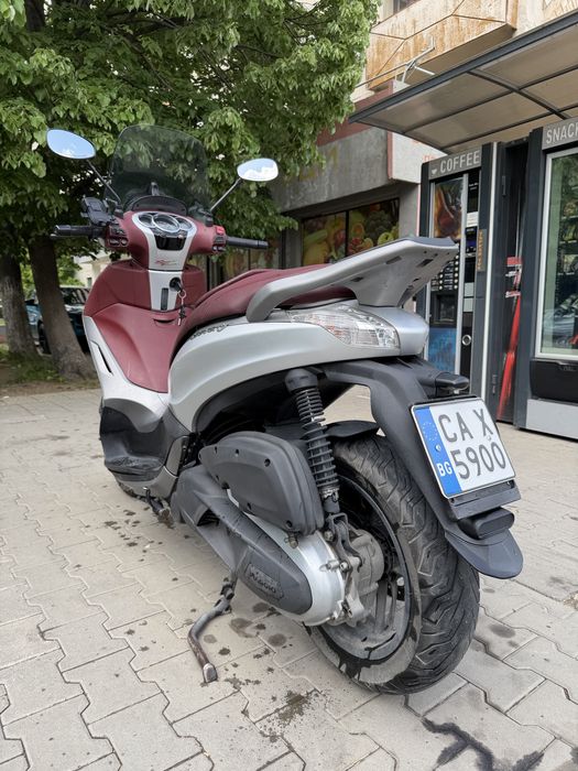 Продавам Piaggio beverly 350st