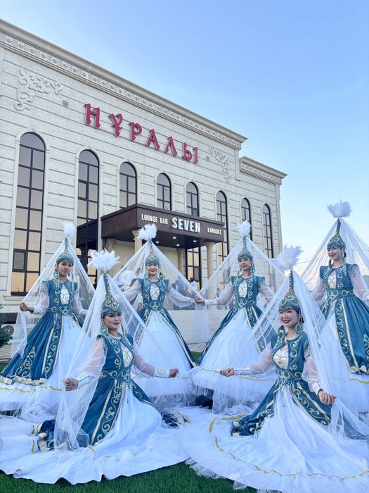 Продам танцевальные костюмы