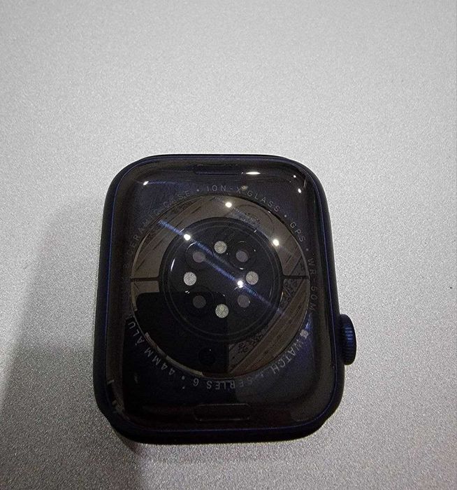 Apple Watch Series 6, 44 mm, Aluminium&Ceramic
