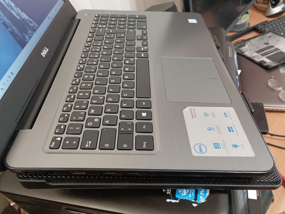 Лаптоп Dell Inspiron 15  i5-7200U - 15,6"