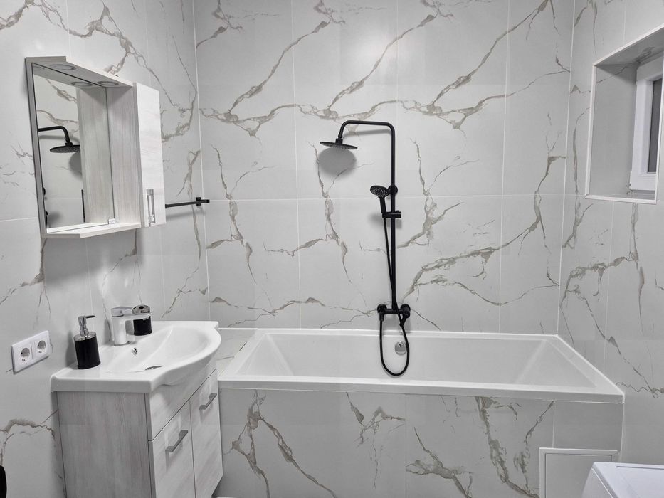 Apartament de închiriat, zonă centrală