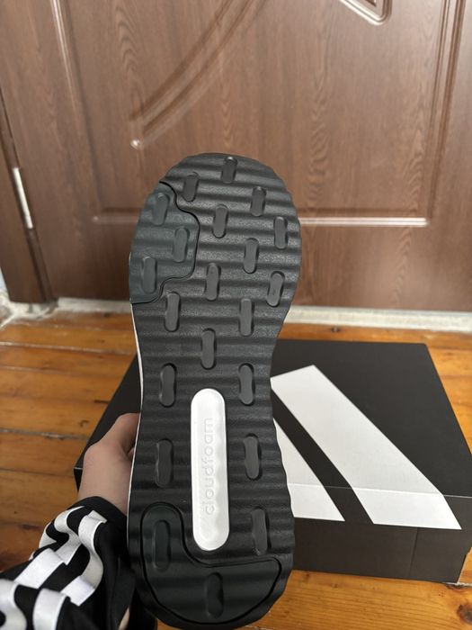 Маратонки Adidas