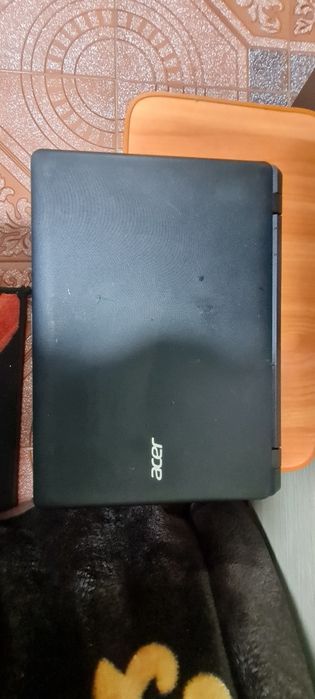 Leptop acer 11 inch
