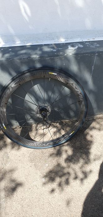 Roata bicicleta full carbon 28 mavic