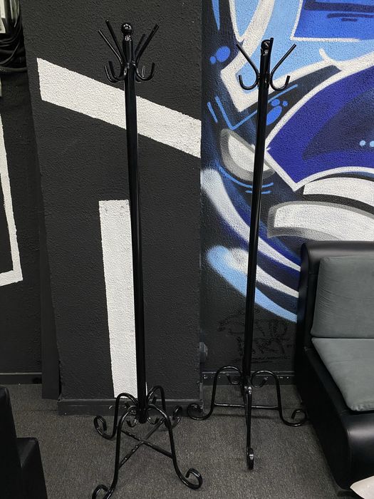 Кухонный стол белый