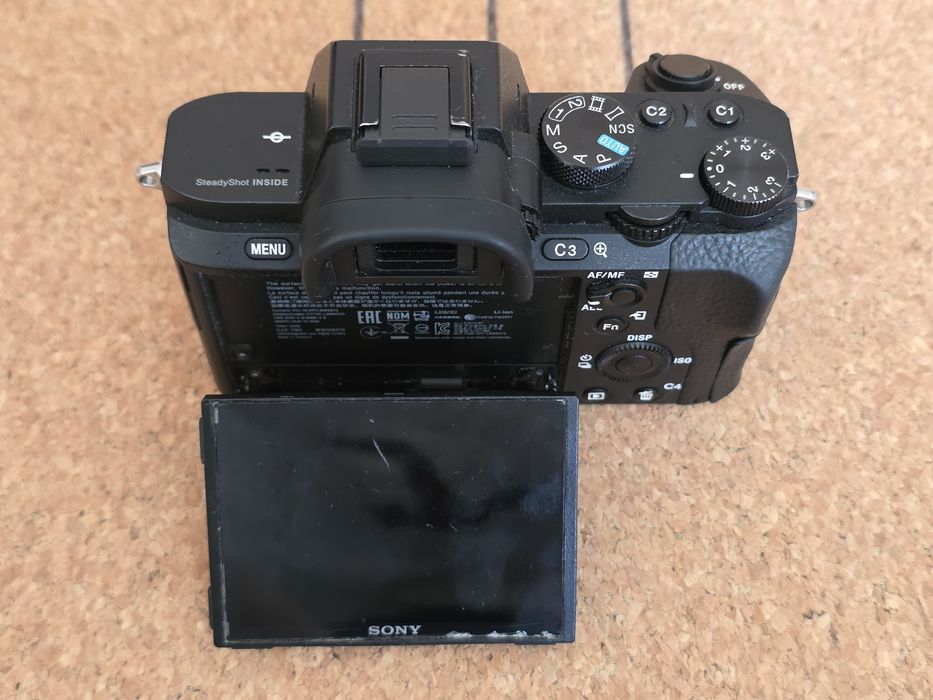 Sony a7II + грип и 5 батерии