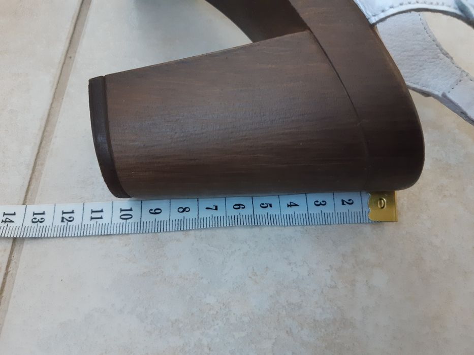 Кожени летни сандали Lasocki 39 номер