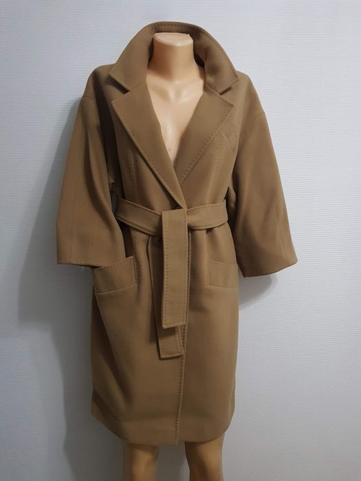 Продам пальто и пуховики