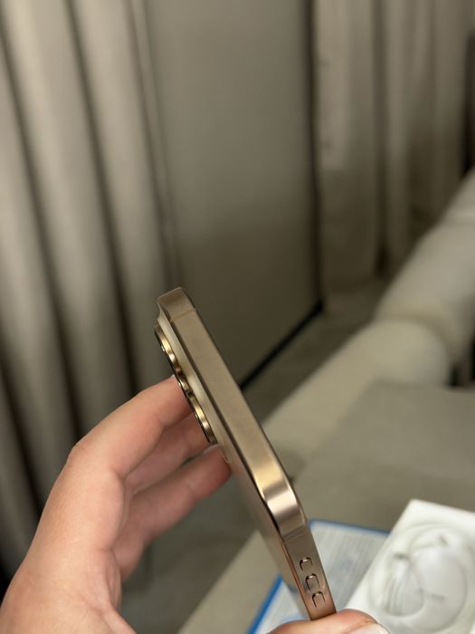 продам айфон 16 про макс, 256гб