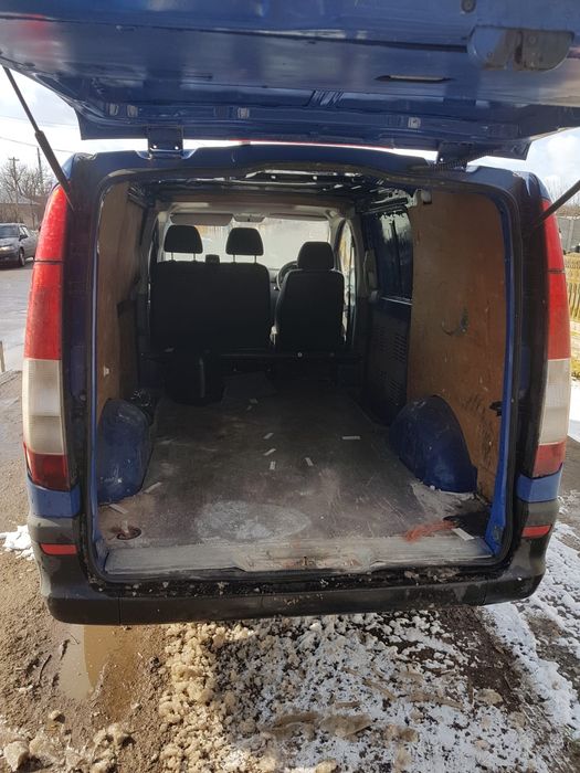 Dezmembrez Mercedes vito euro 4 2005